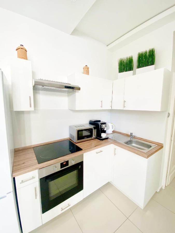 Luxury Apartment In The Centre Ac Parking Garden Boedapest Buitenkant foto